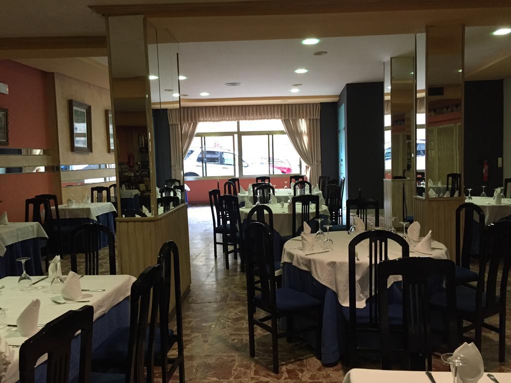Hotel Restaurante Derby Carballino Exteriér fotografie